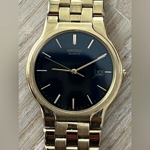 Seiko Rare Vintage Men’s Watch Gold-Tone Weave Bracelet Black Dial Date